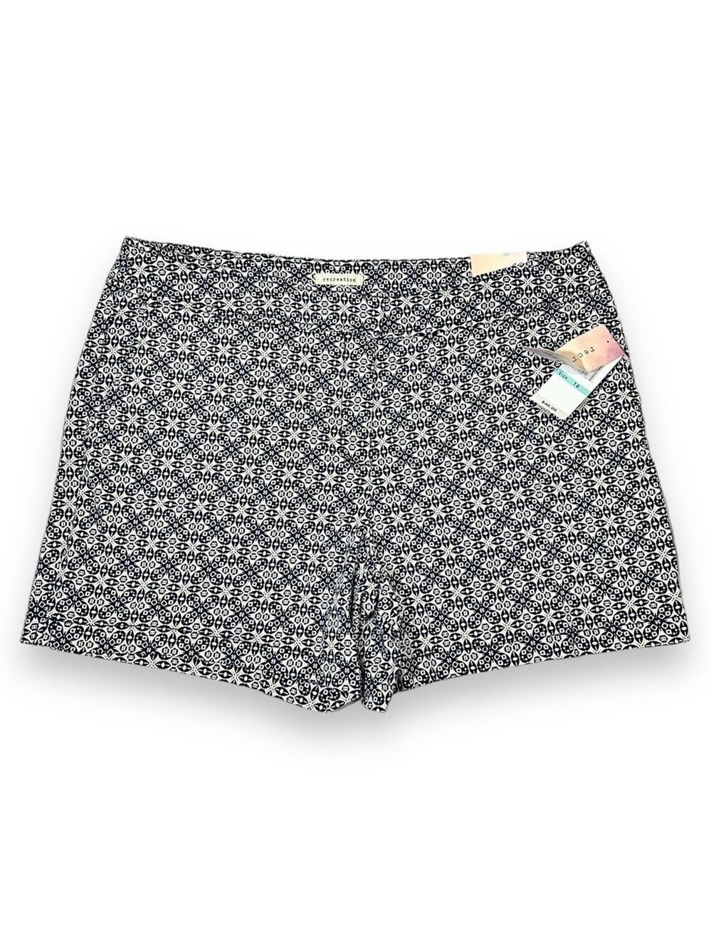 Recreation Women’s Geometric Pattern Shorts Navy/Peach Size 16